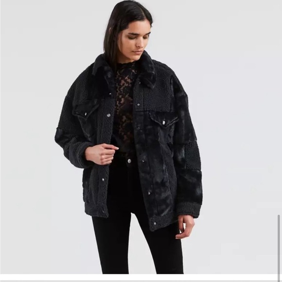 Levi’s Patchwork Jacket - Picture 2 of 3